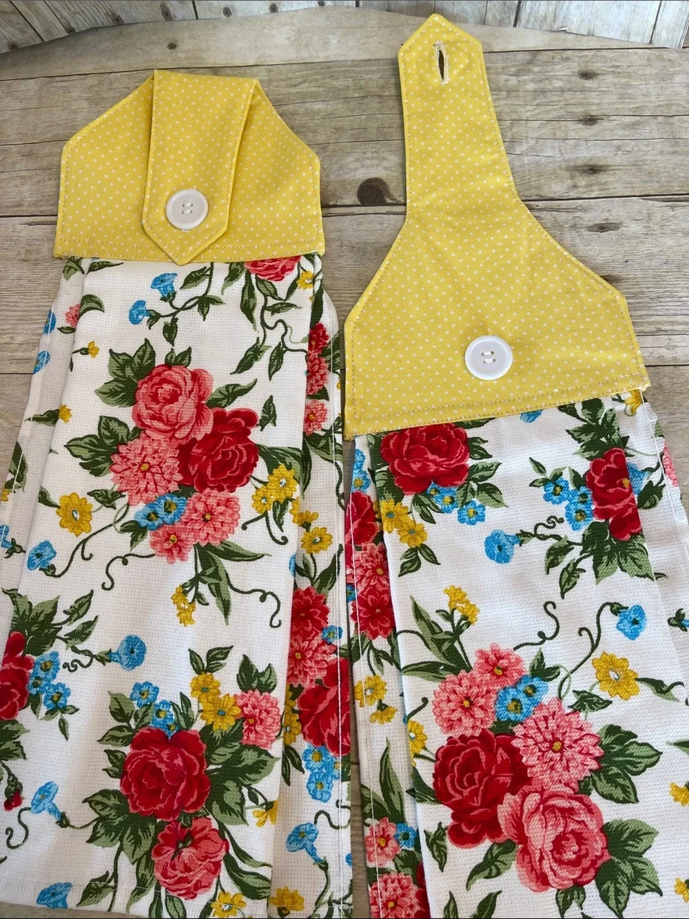 Sewn Top Towel with Yellow  Pioneer Woman Set of Two
